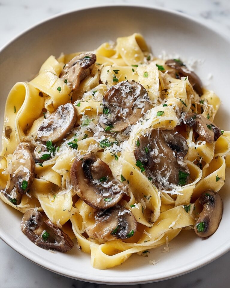 Creamy Garlic Mushroom Pasta Recipe