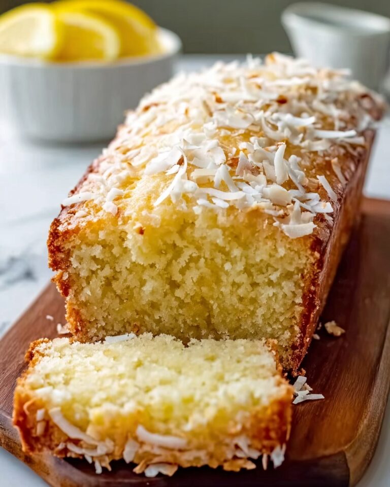 Irresistible Pineapple Coconut Bread – A Moist and Flavorful Tropical Delight Recipe