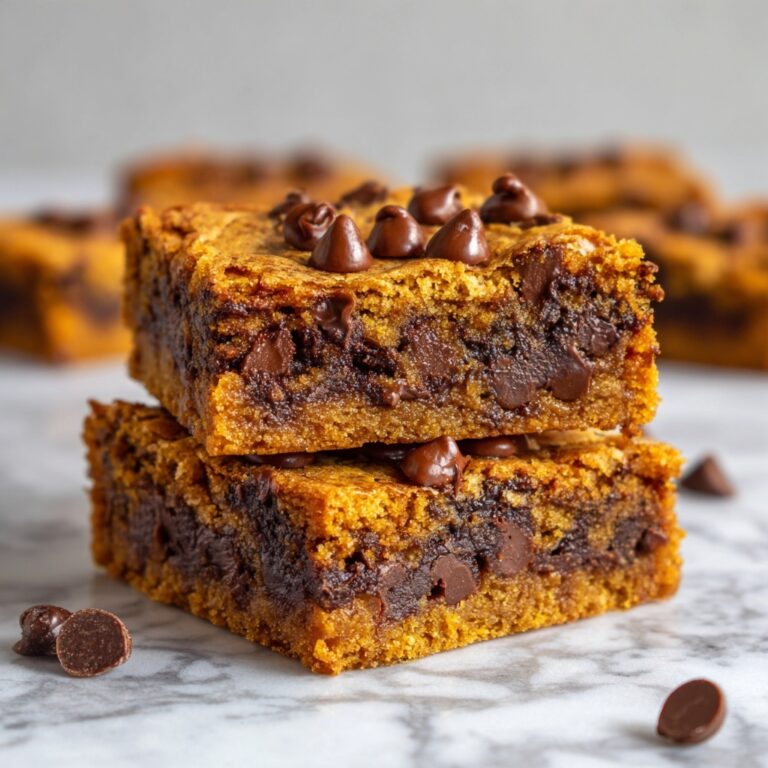 Easy Peanut Butter Chocolate Chip Bars Recipe